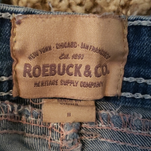 Jeans - Picture 2 of 4